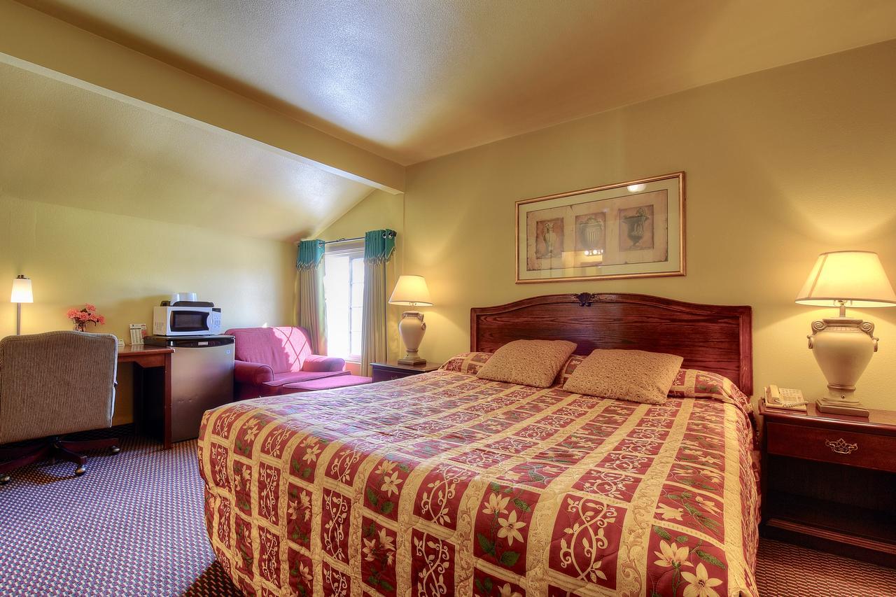 Bayside Inn Monterey Bagian luar foto