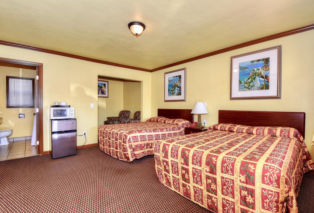 Bayside Inn Monterey Bagian luar foto